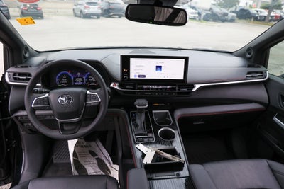 2025 Toyota SIENNA XSE XSE