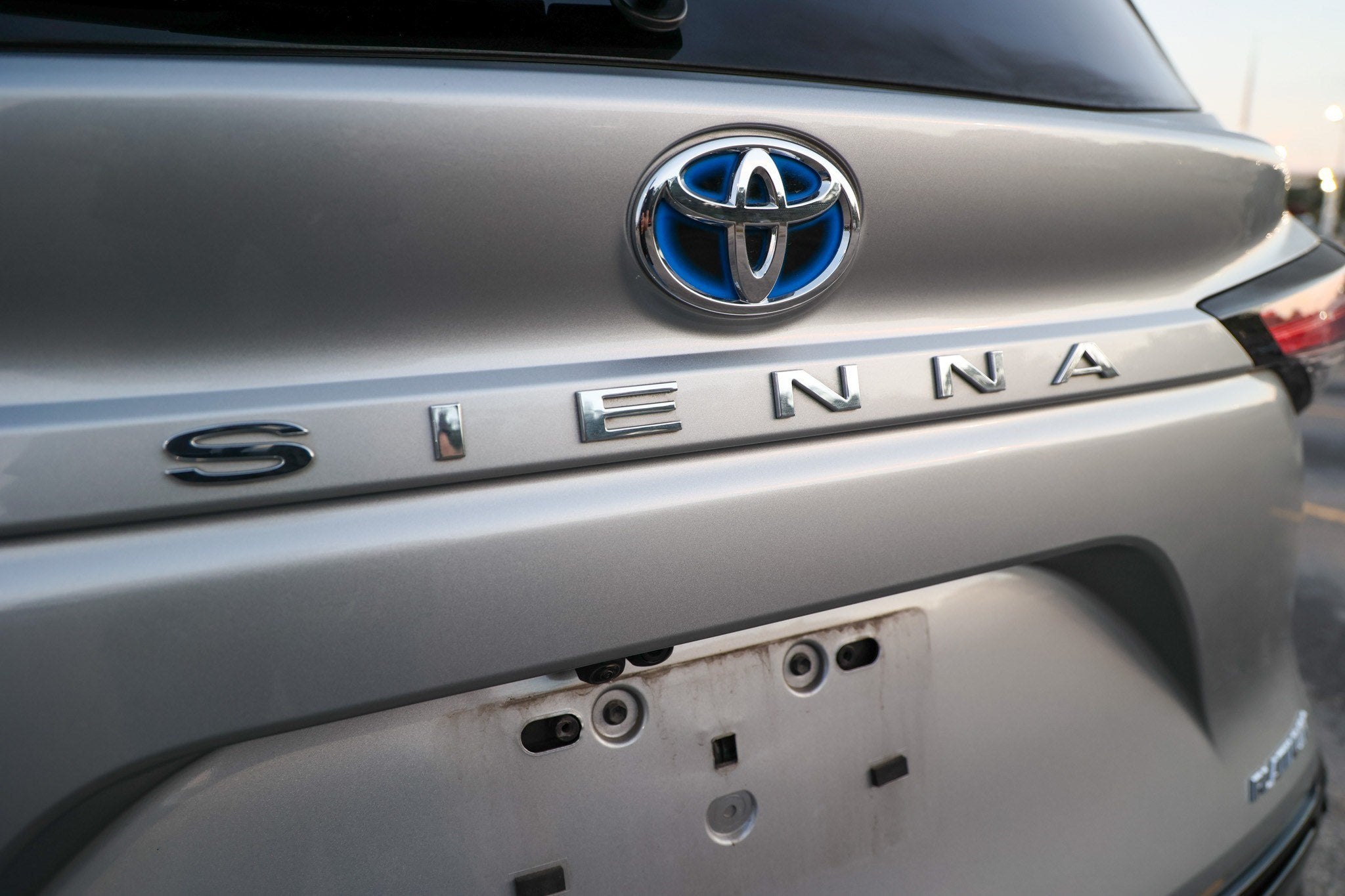 2025 Toyota Sienna Platinum