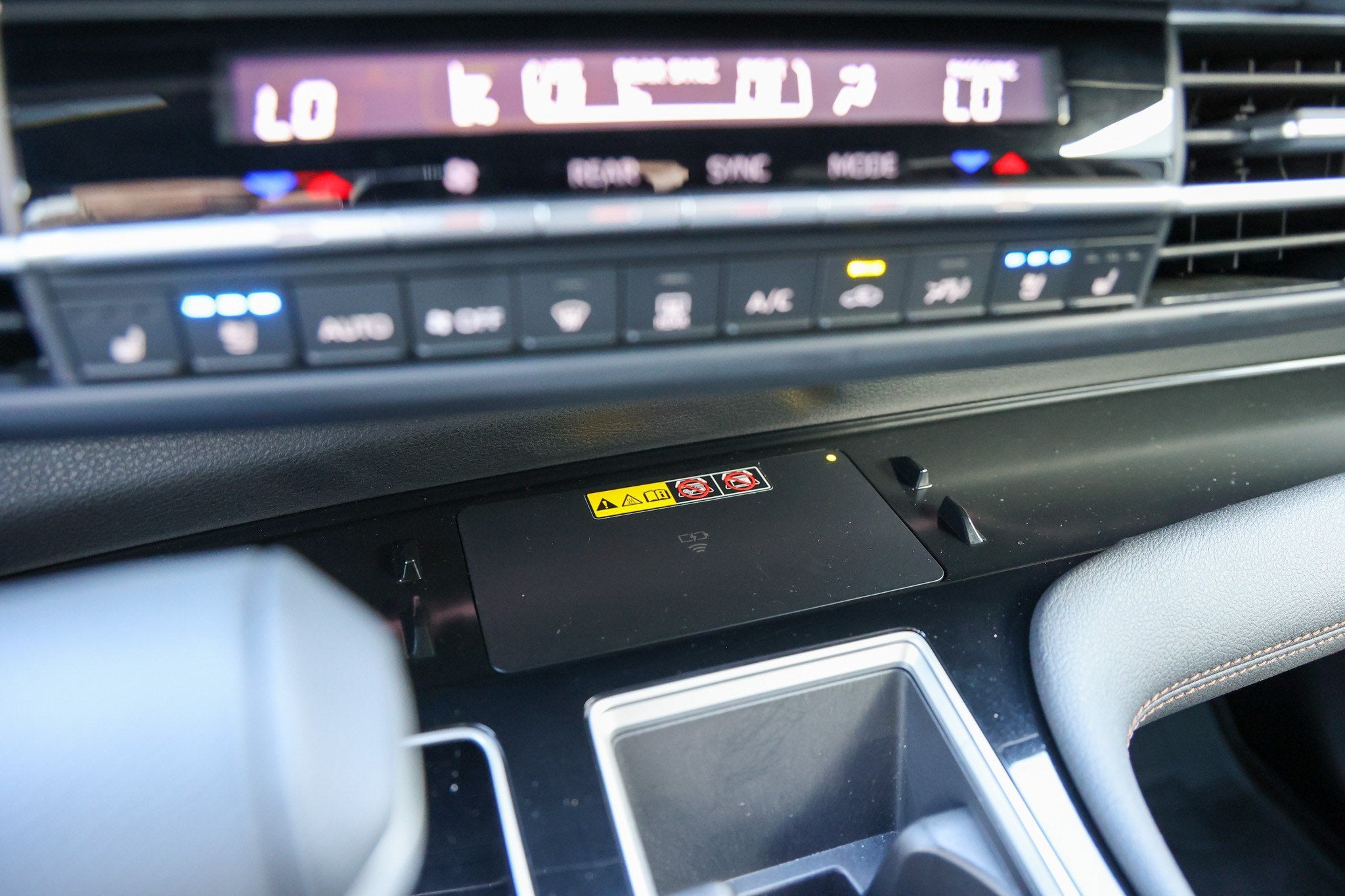 2025 Toyota Sienna Platinum
