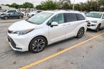 2025 Toyota Sienna Platinum