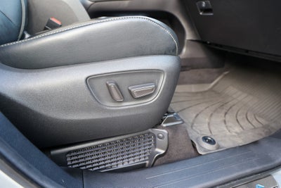2025 Toyota Sienna Platinum