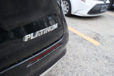 2025 Toyota Sienna Platinum