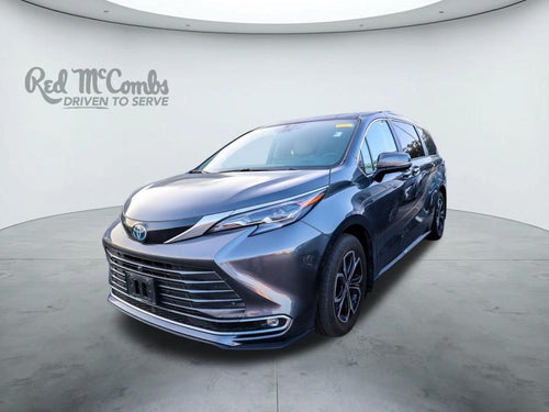 2025 Toyota Sienna Platinum