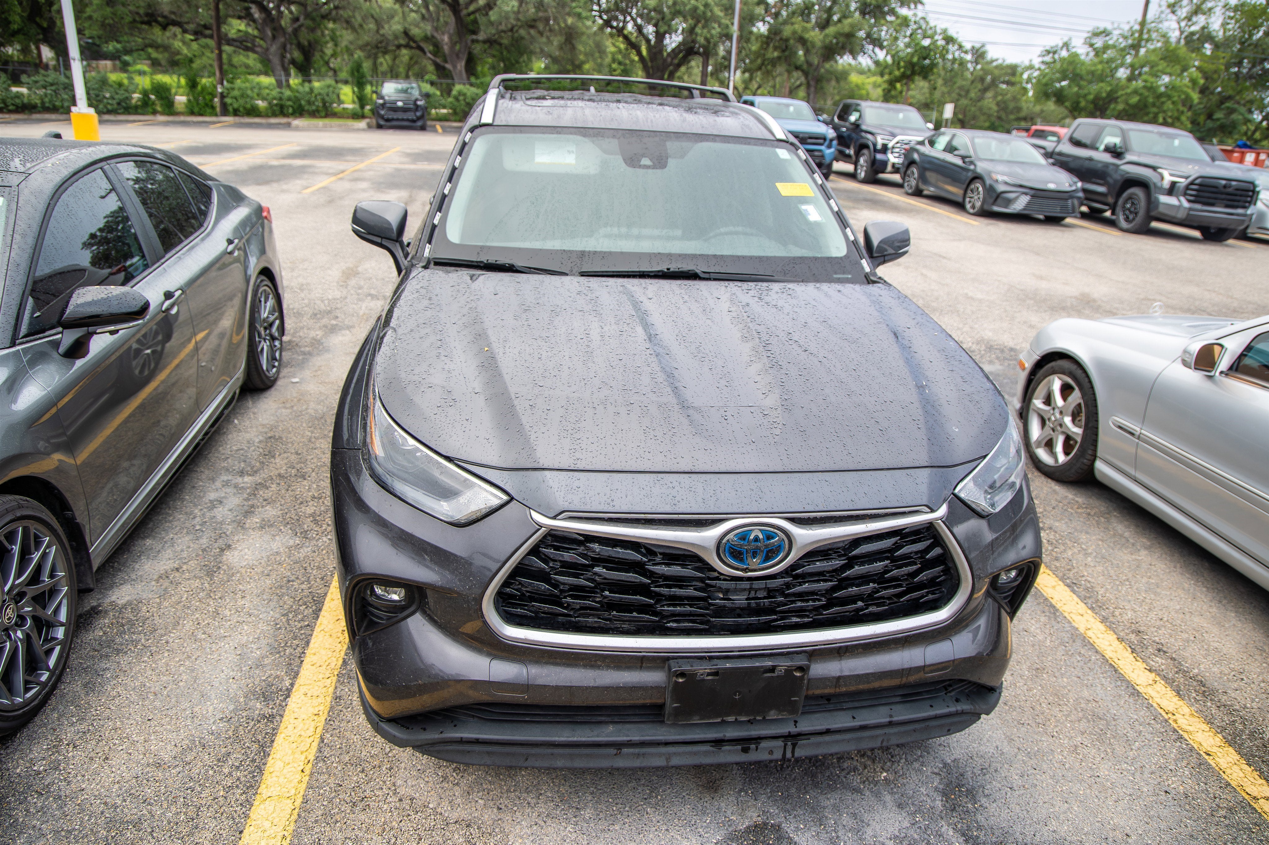 2022 Toyota Highlander Hybrid HYBRID XLE BRONZE