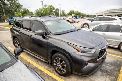 2022 Toyota Highlander Hybrid HYBRID XLE BRONZE