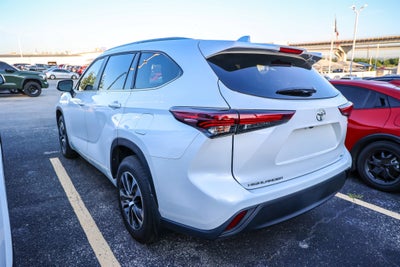 2026 Toyota HIGHLANDER HEV Hybrid XLE