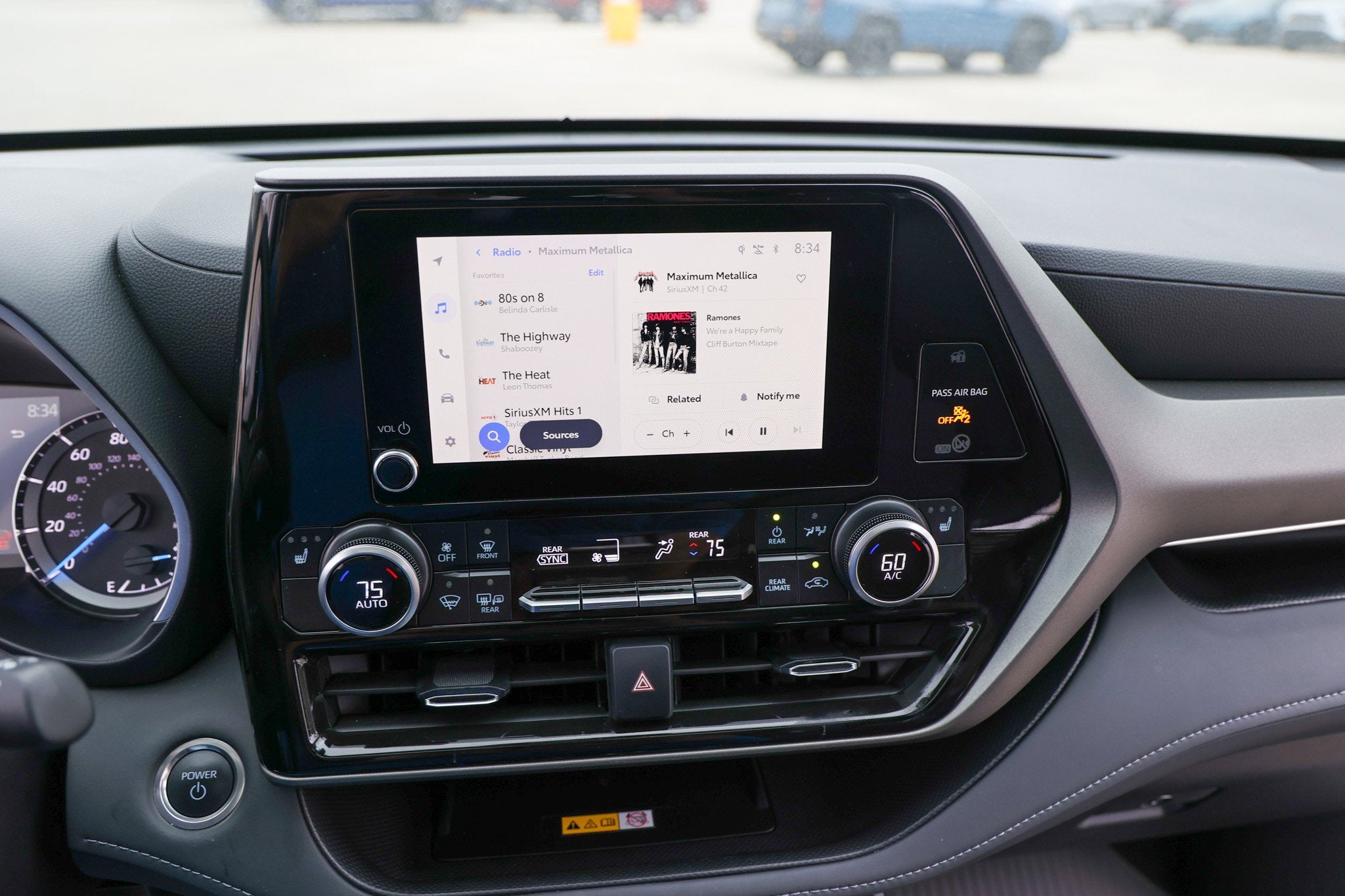 2025 Toyota HIGHLANDER HEV Hybrid XLE