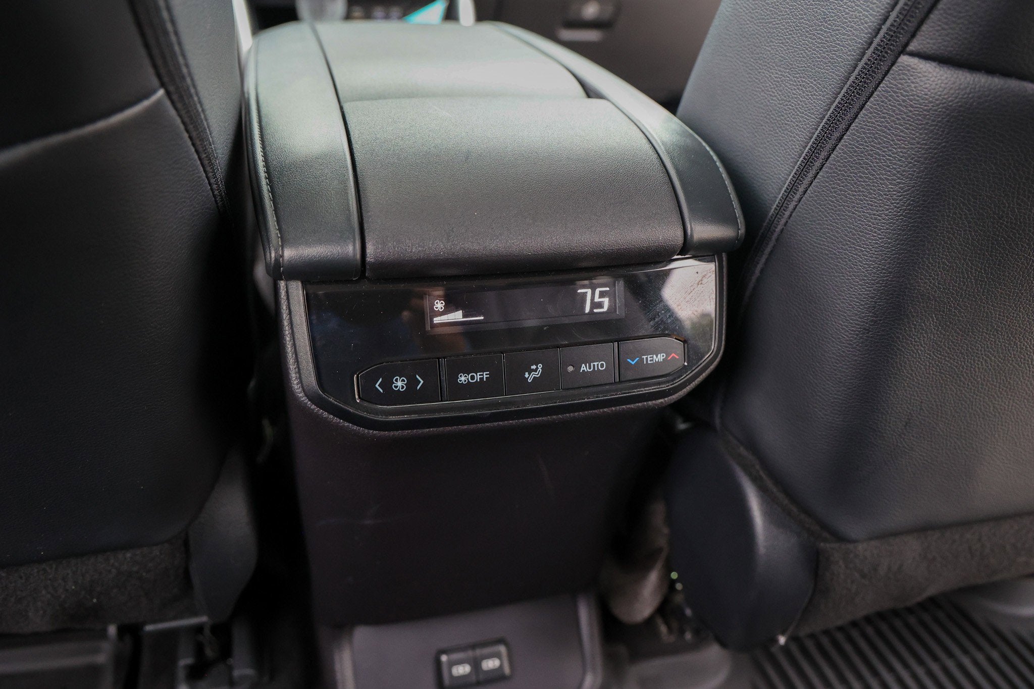 2025 Toyota HIGHLANDER HEV Hybrid XLE