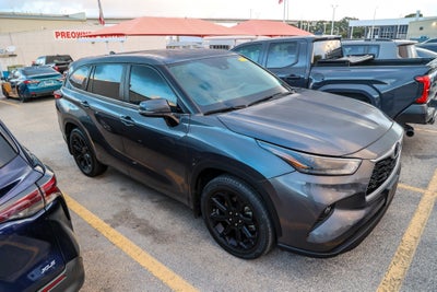 2023 Toyota Highlander LE