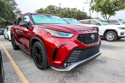 2023 Toyota Highlander XSE