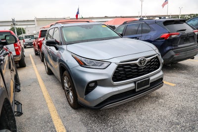 2025 Toyota Highlander Platinum
