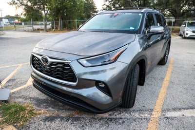 2026 Toyota Highlander XLE