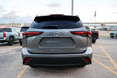 2026 Toyota Highlander XLE