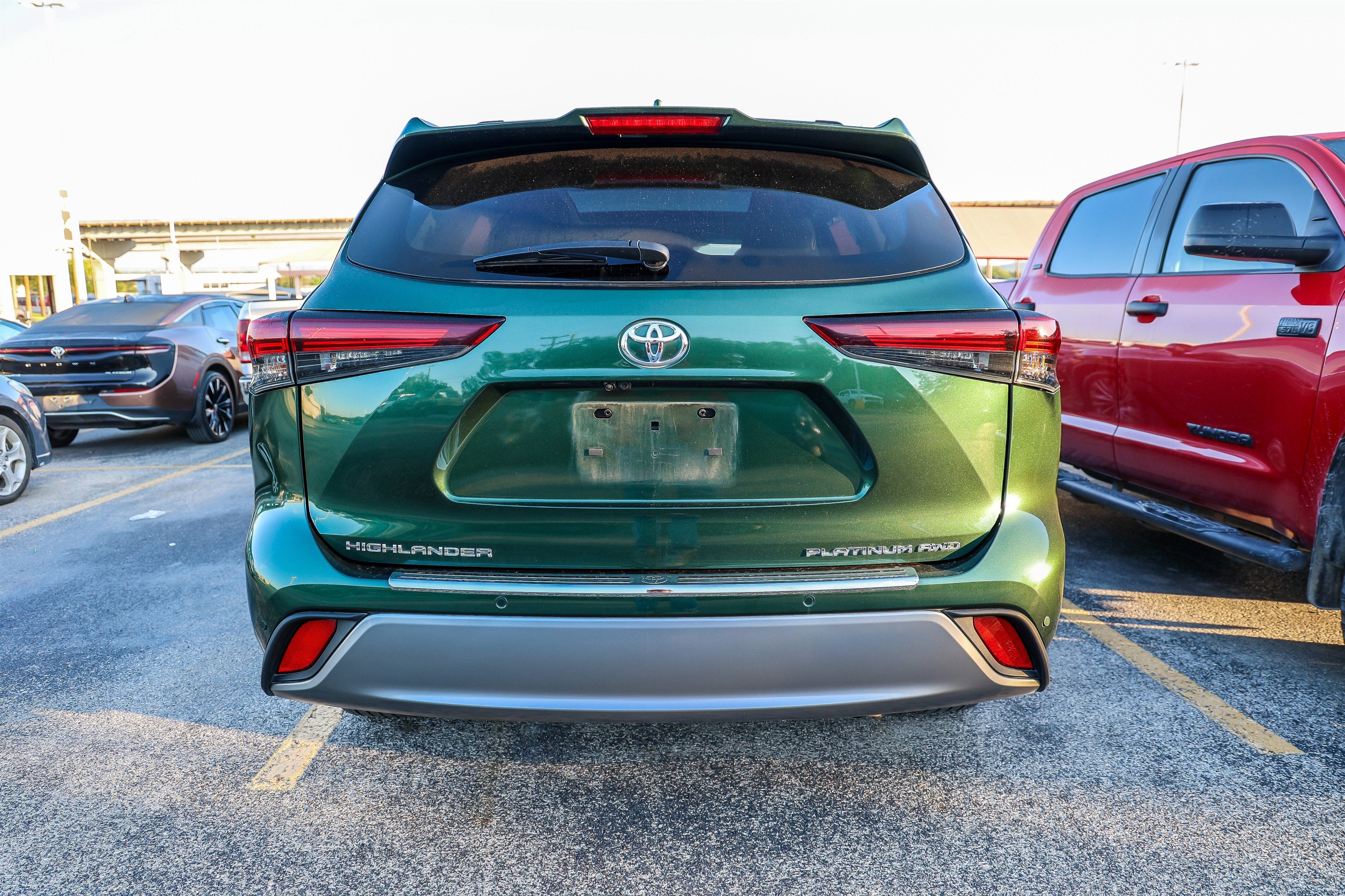 2025 Toyota HIGHLANDER Platinum