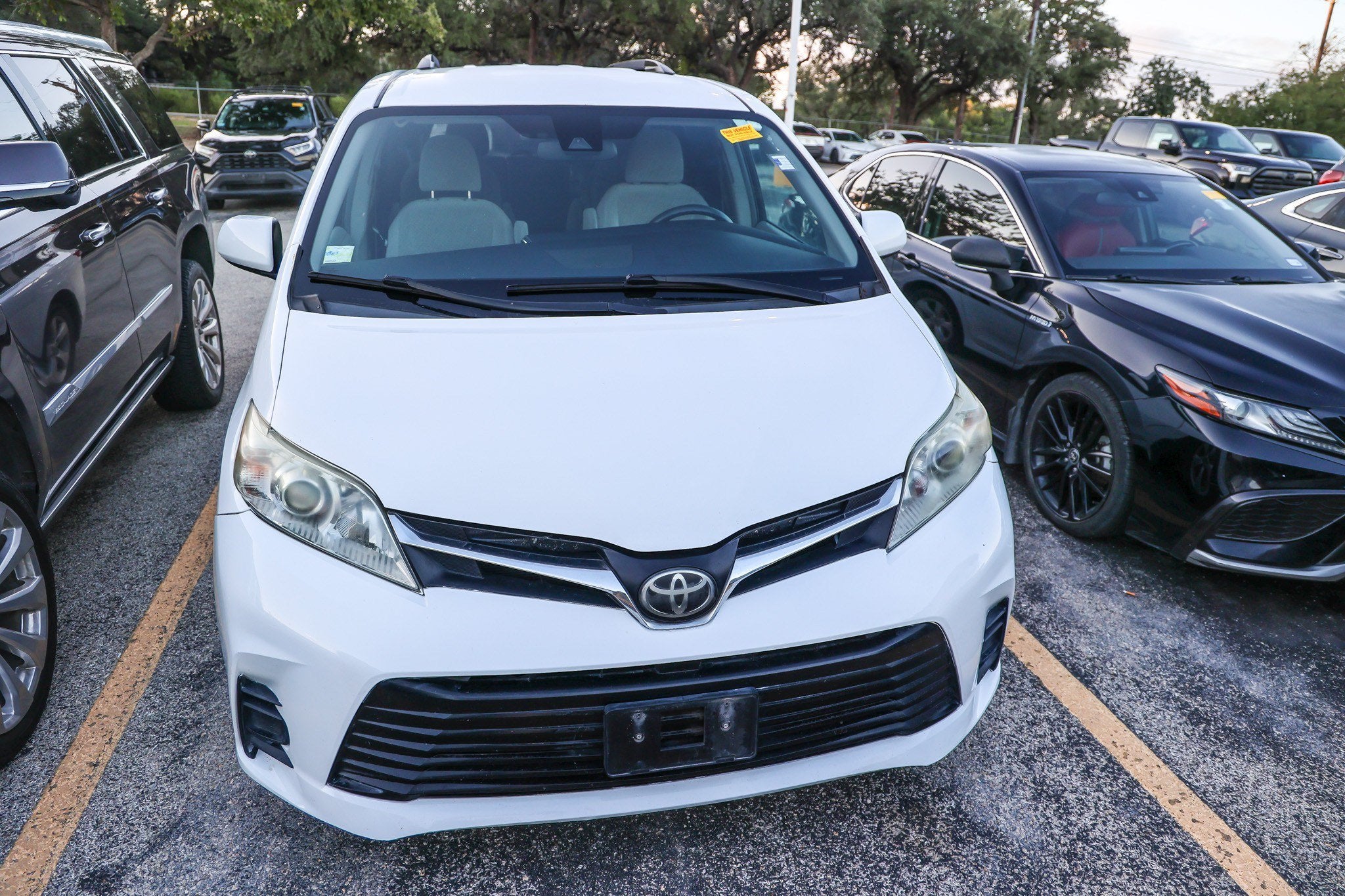 2018 Toyota Sienna LE