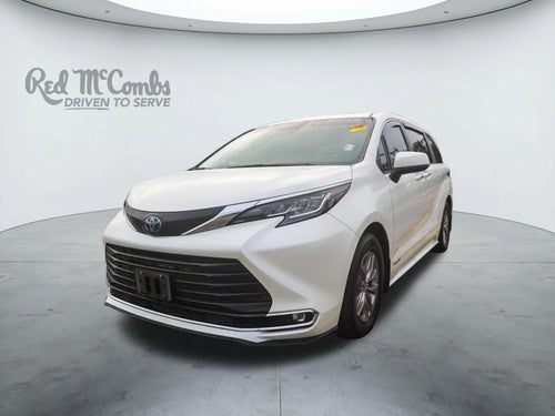 2021 Toyota Sienna XLE