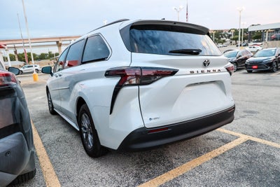 2026 Toyota Sienna XLE