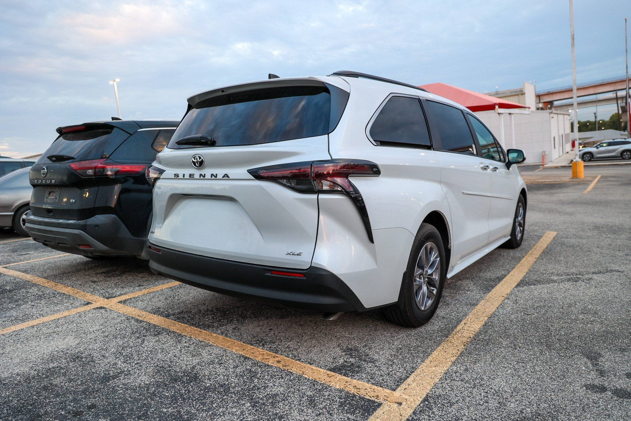2026 Toyota Sienna XLE