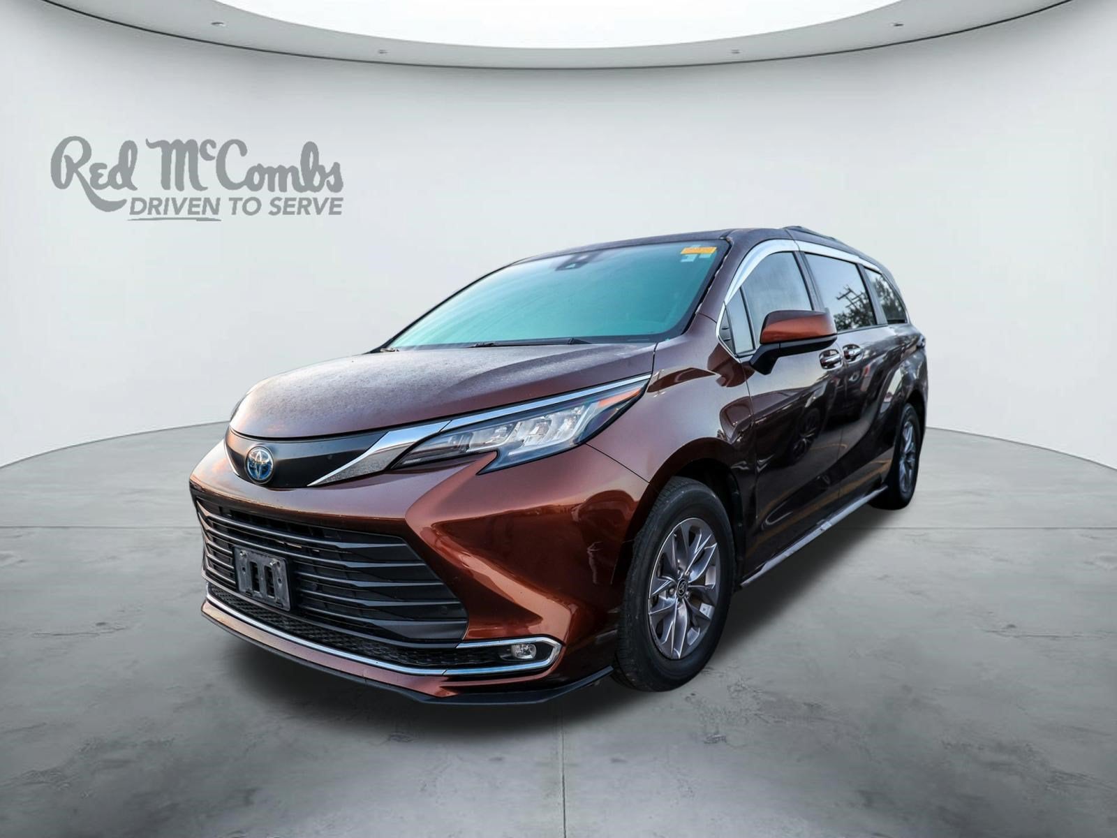2023 Toyota Sienna XLE