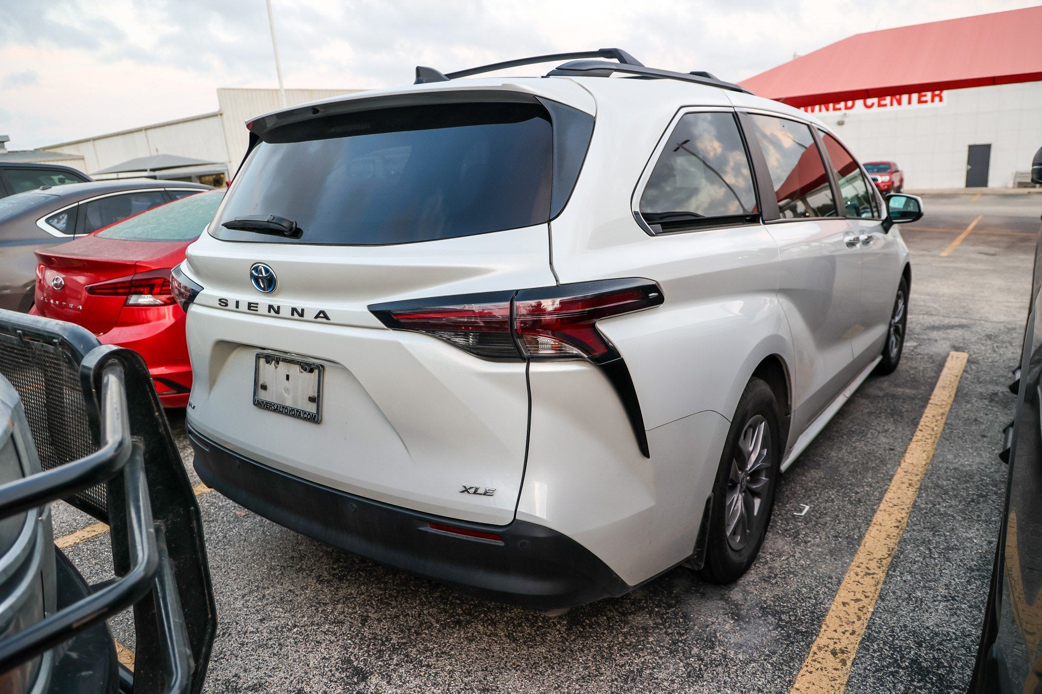 2025 Toyota Sienna XLE