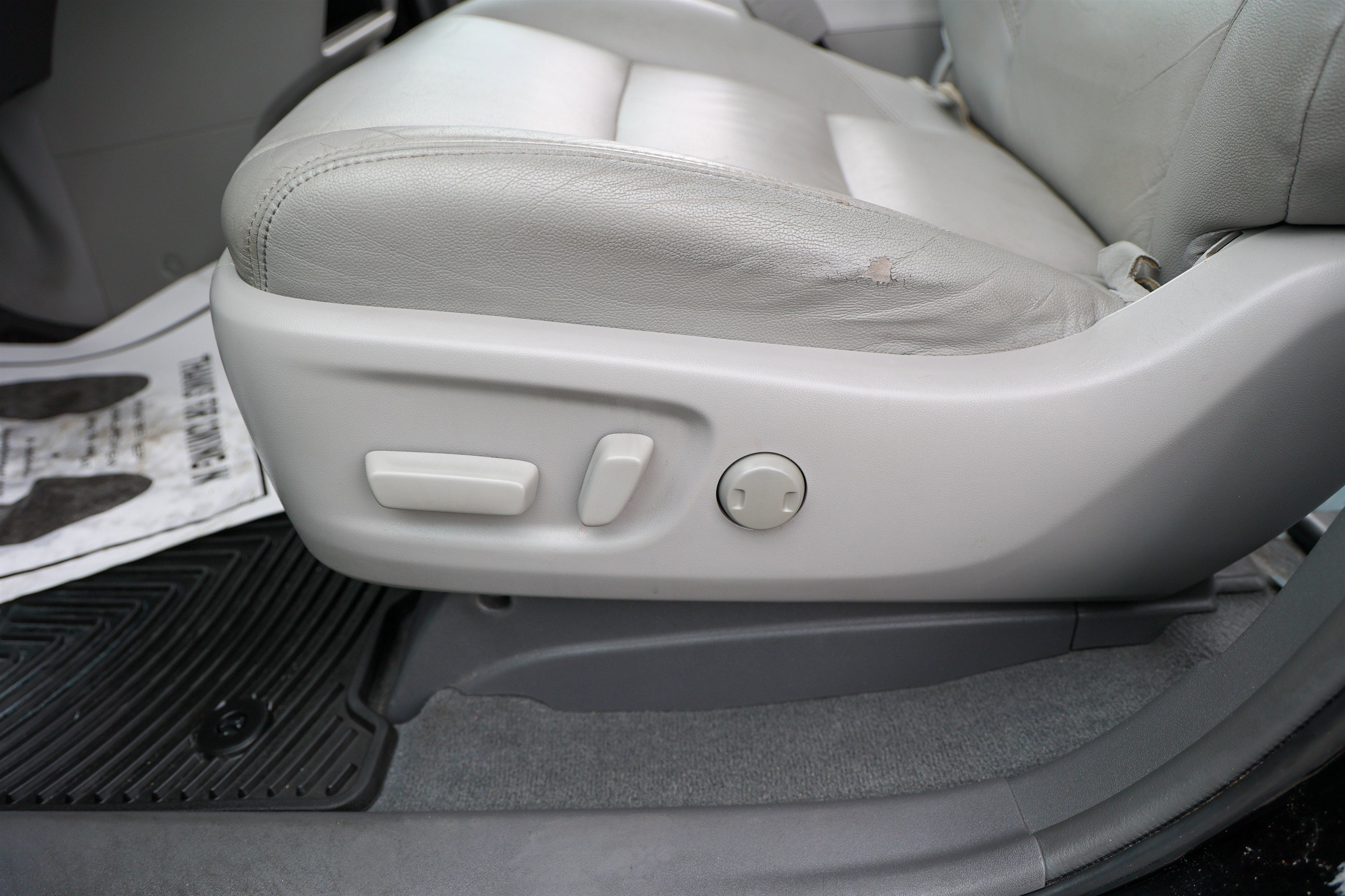 2019 Toyota SIENNA XLE 3.5L XLE