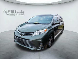 2020 Toyota Sienna XLE