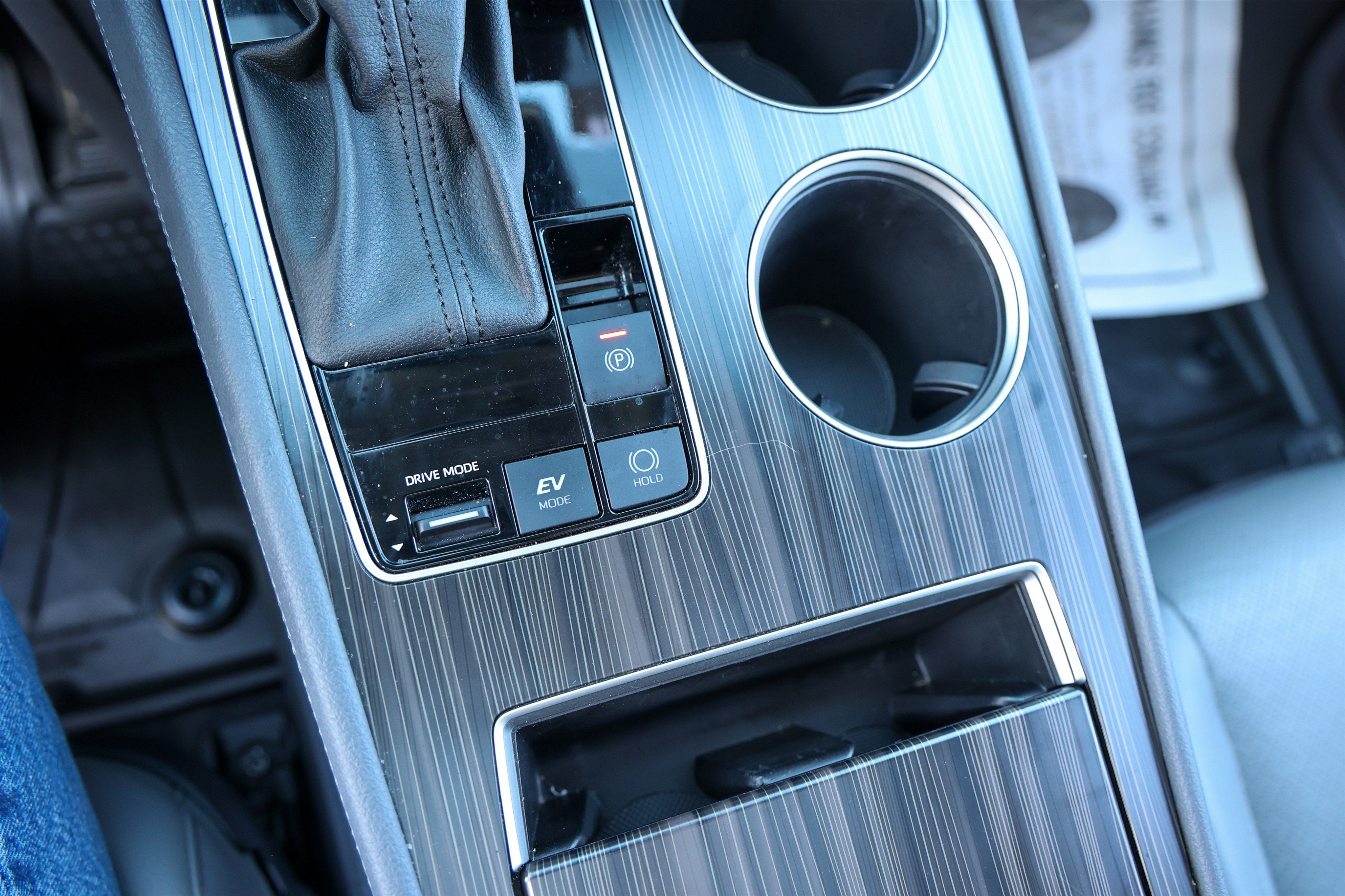 2023 Toyota SIENNA LIMITED Limited