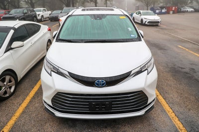 2023 Toyota Sienna Limited