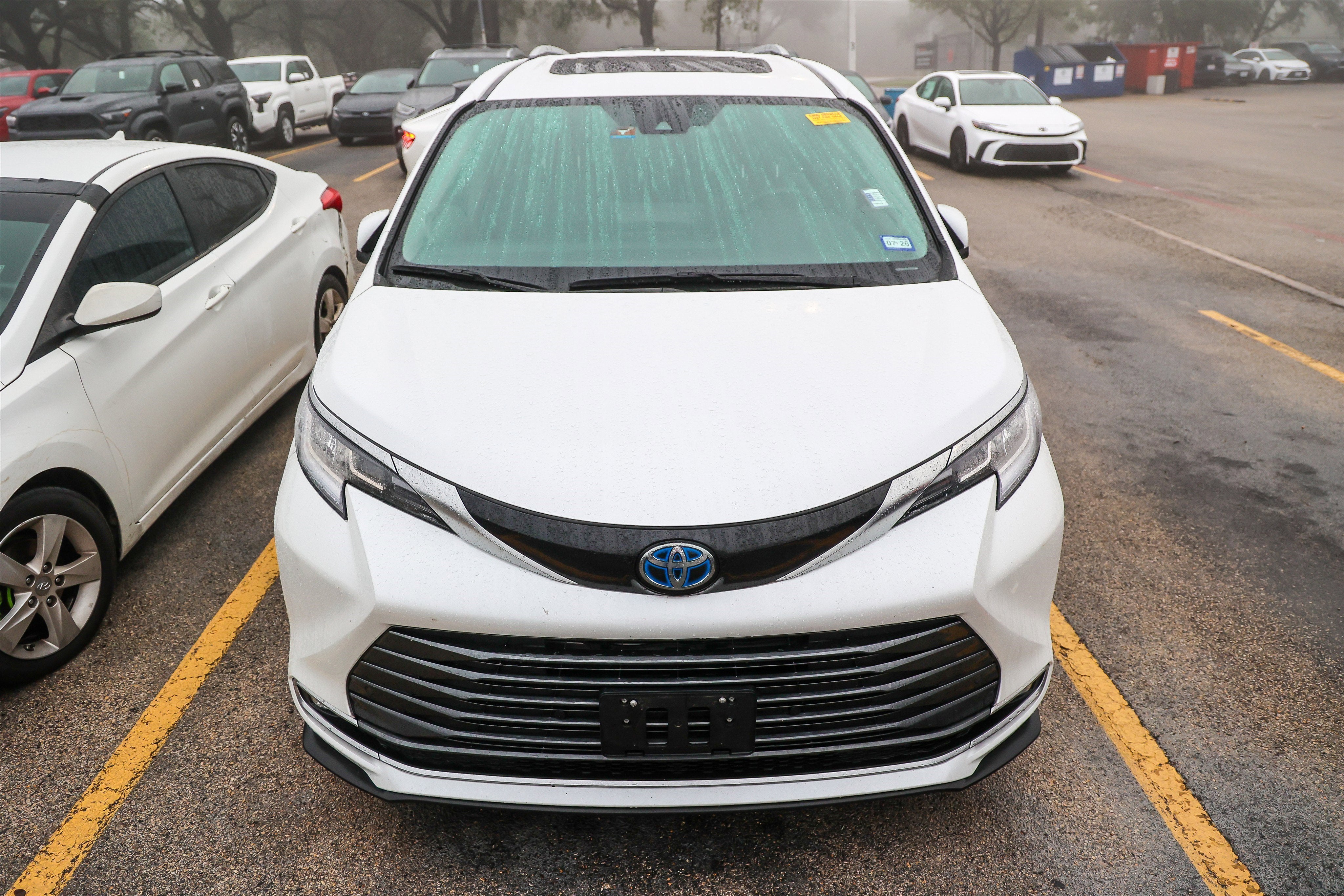 2023 Toyota Sienna Limited