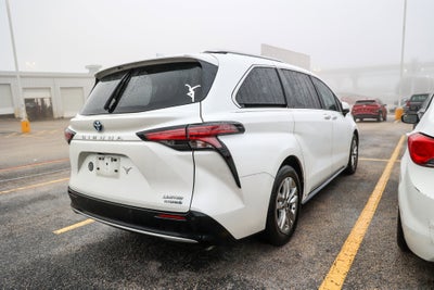 2023 Toyota Sienna Limited