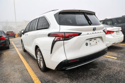 2023 Toyota Sienna Limited