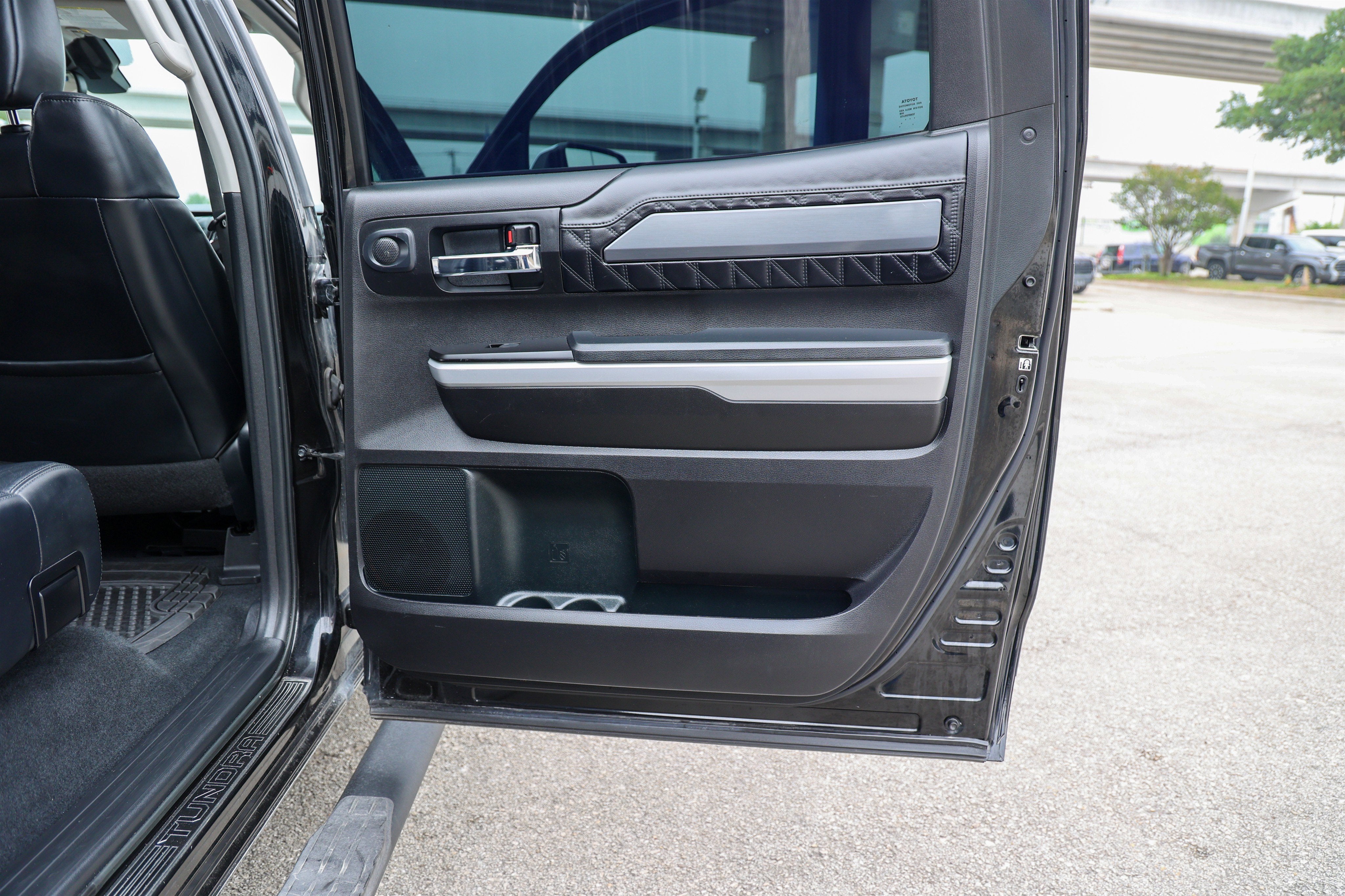 2018 Toyota Tundra 4WD Platinum