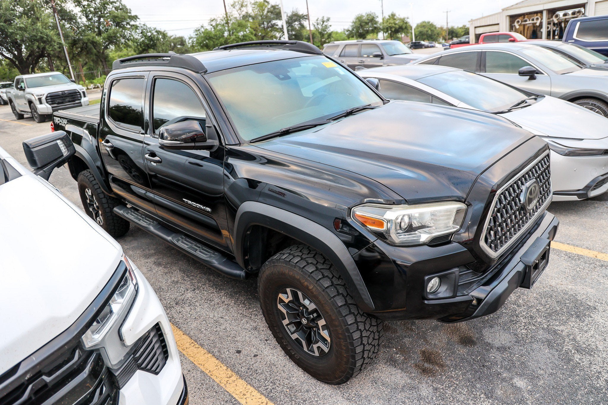 2018 Toyota TACOMA 4WD DCAB SR