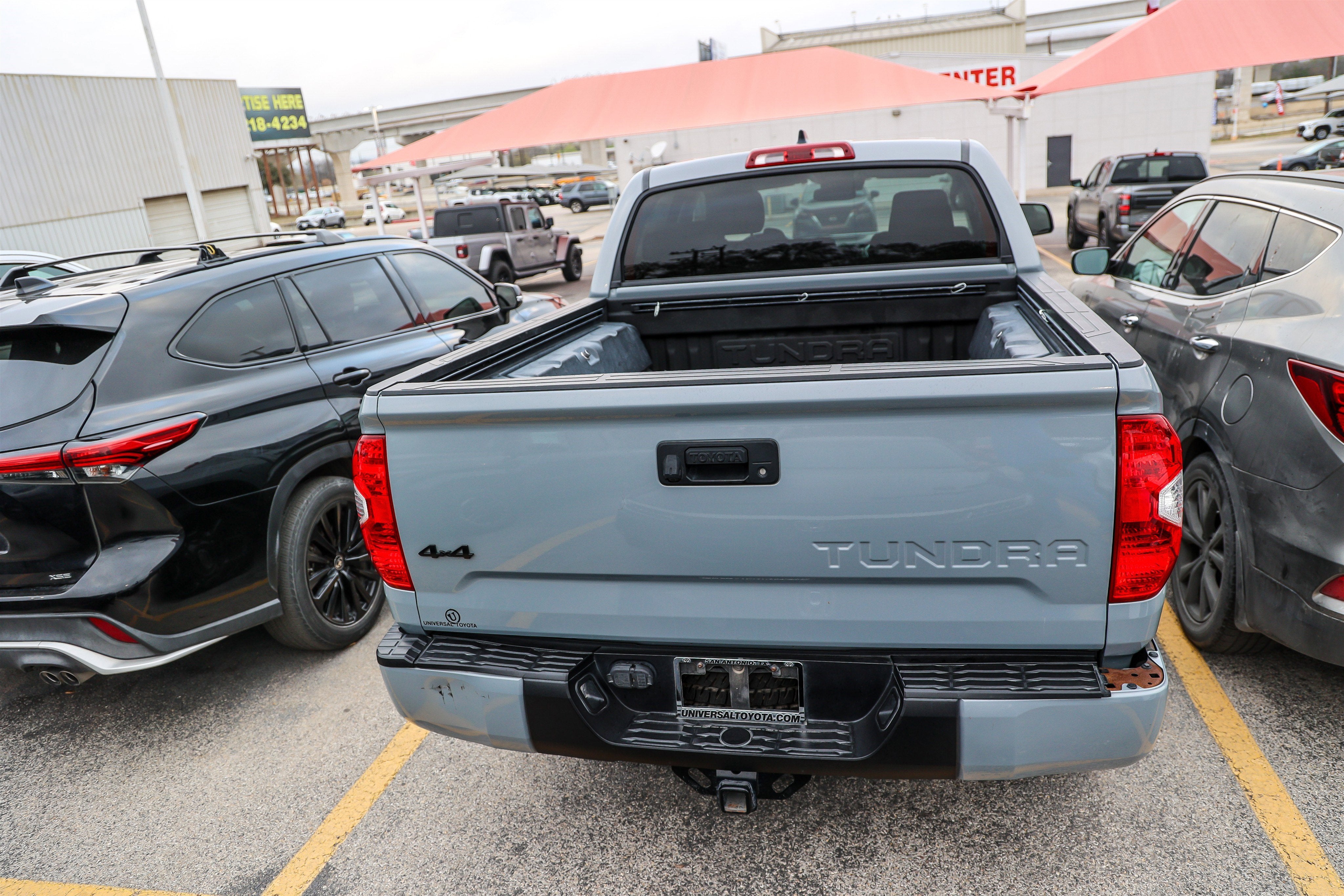 2021 Toyota TUNDRA 4X4 SR5