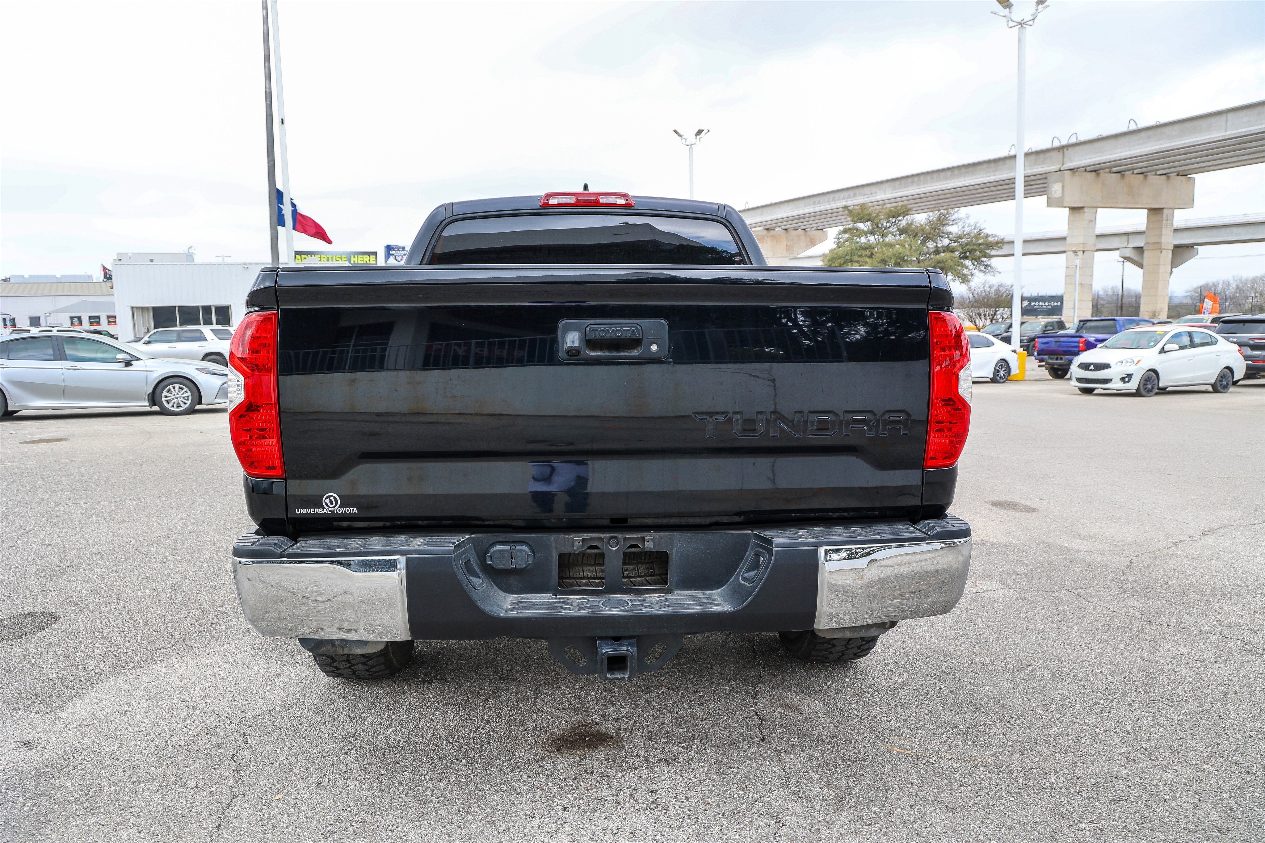 2020 Toyota TUNDRA 4X2 SR5