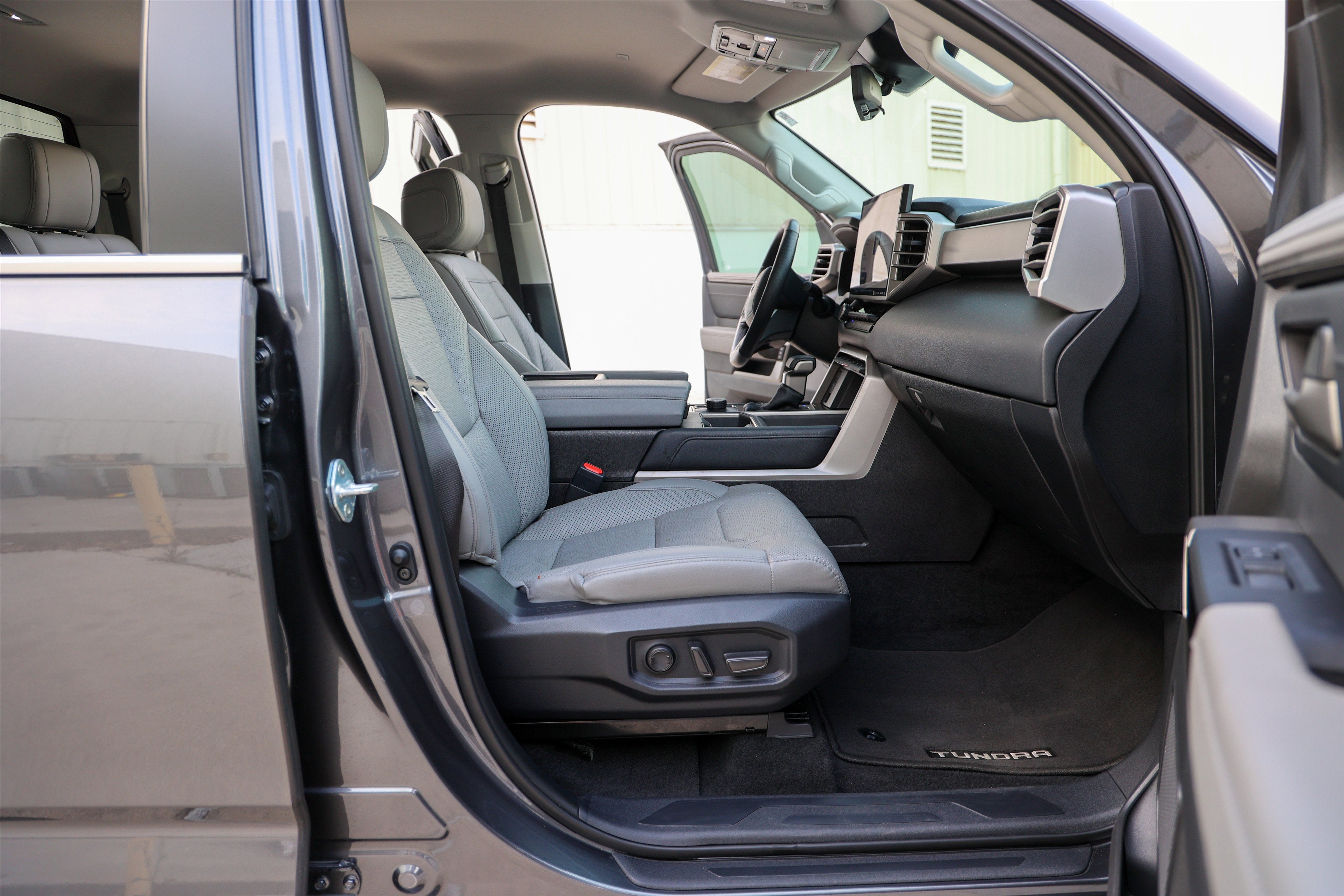 2024 Toyota TUNDRA 4X4 Limited