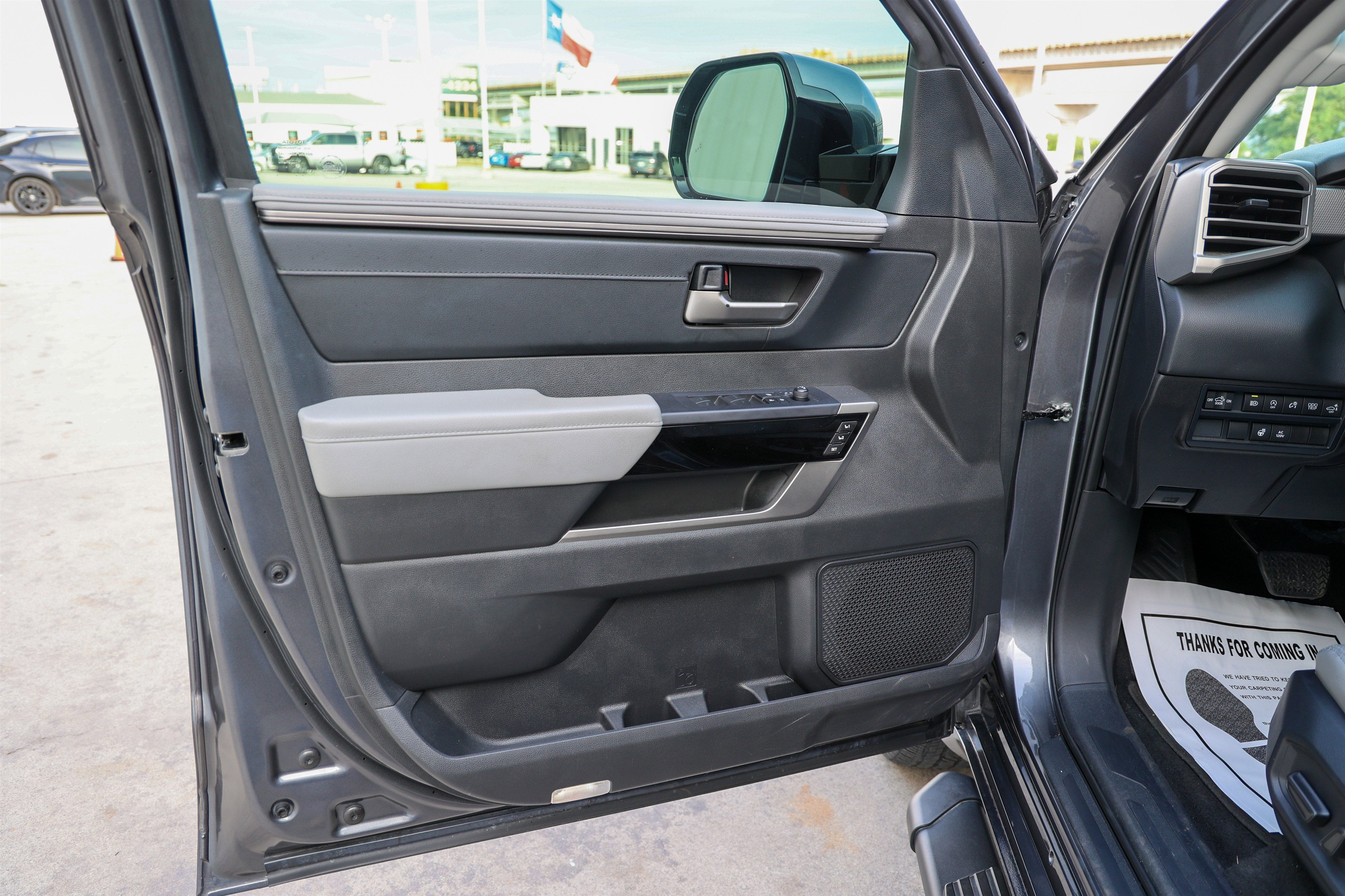2024 Toyota TUNDRA 4X4 Limited