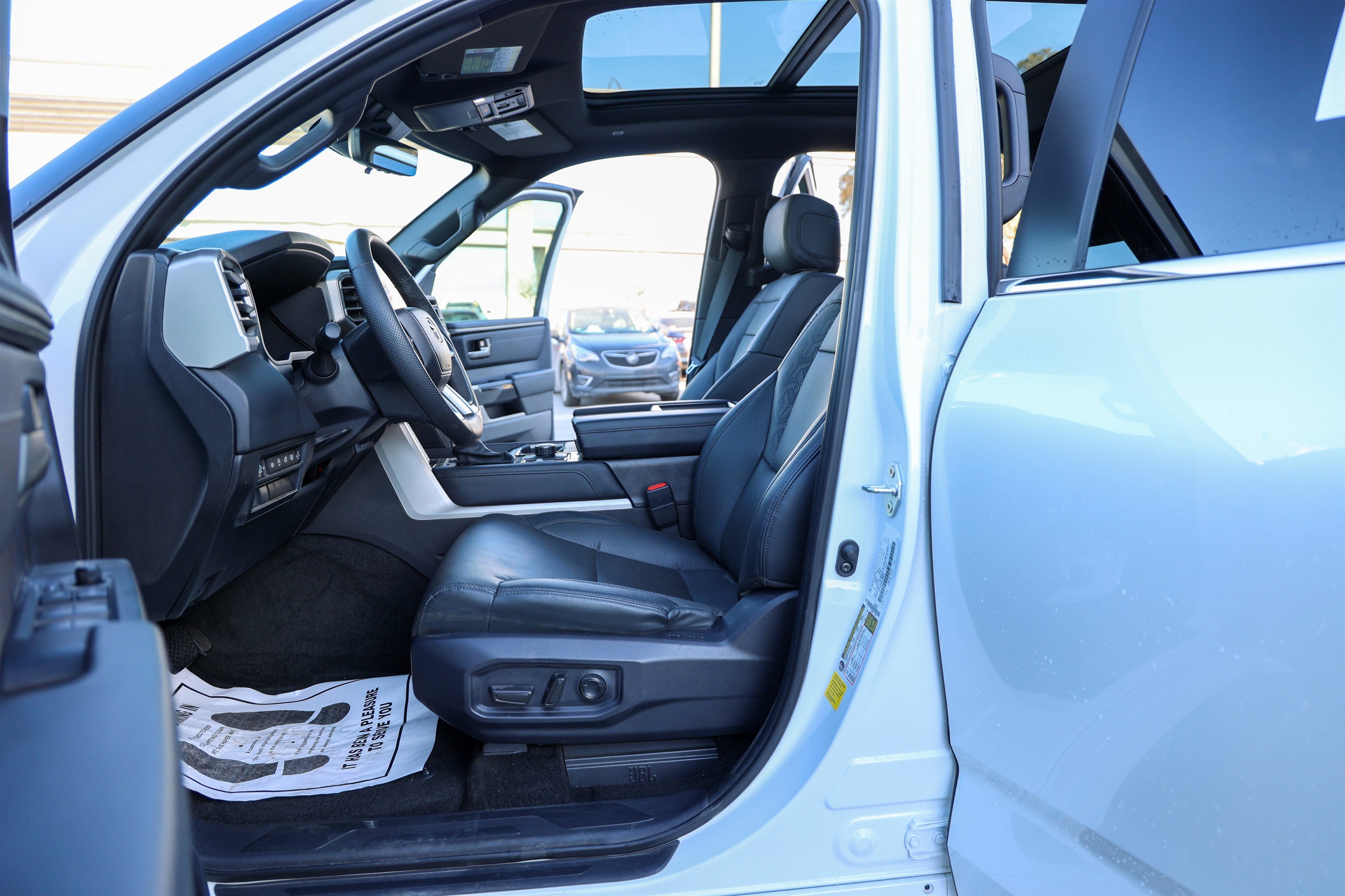 2025 Toyota TUNDRA 4X4 Limited