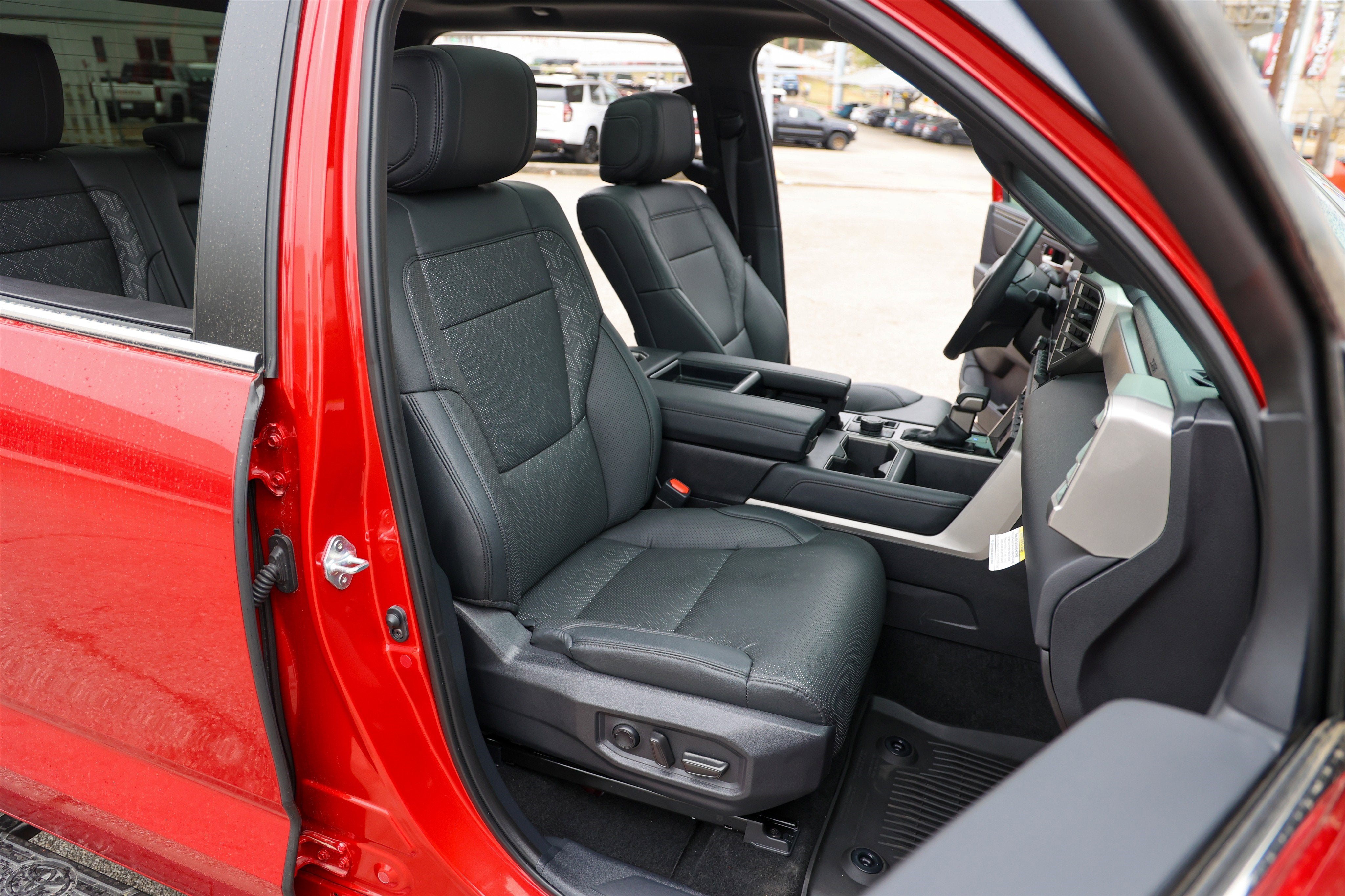 2025 Toyota TUNDRA 4X4 Limited