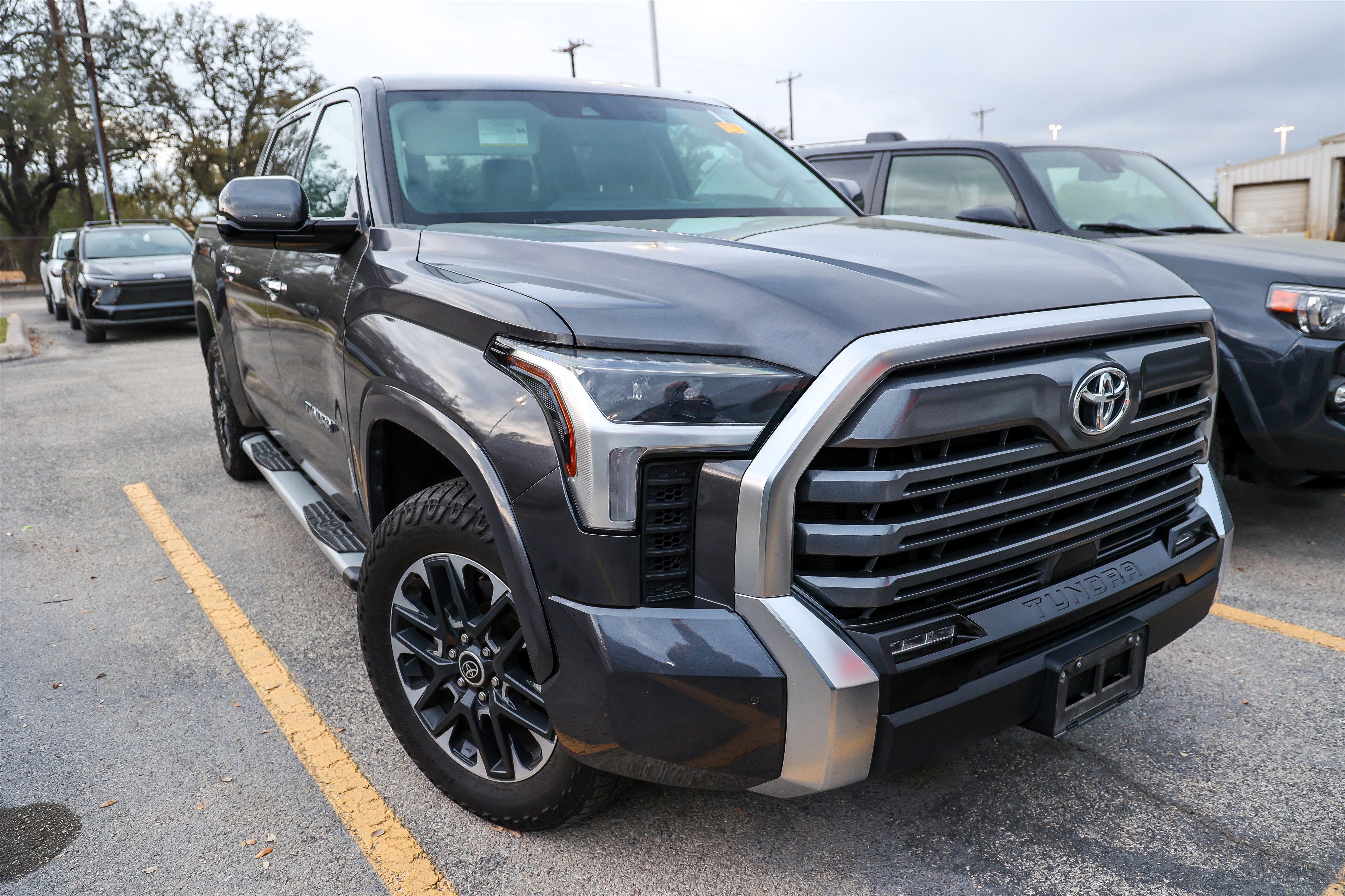 2023 Toyota TUNDRA 4X4 Limited