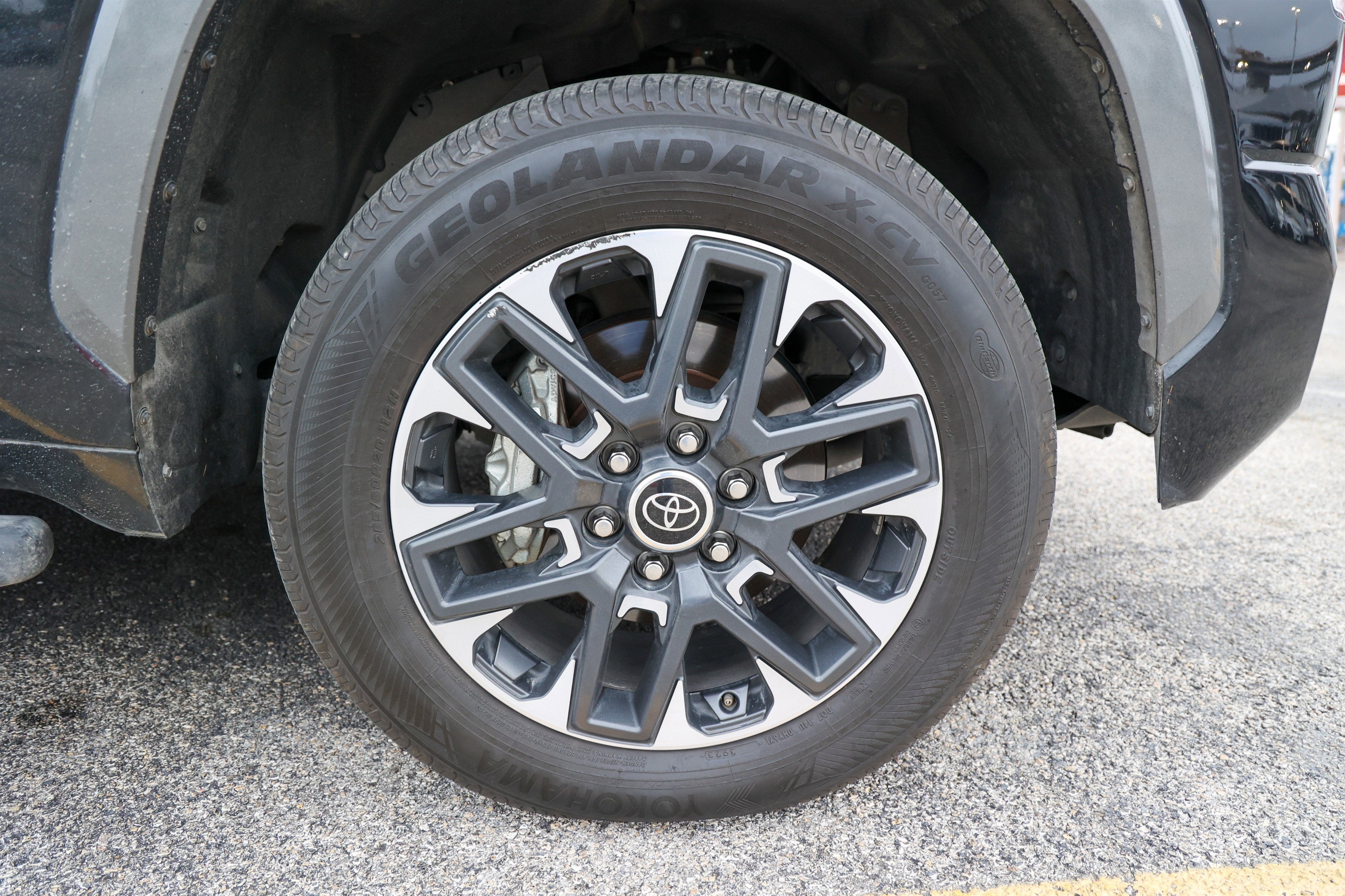 2024 Toyota Tundra i-FORCE MAX Limited Hybrid