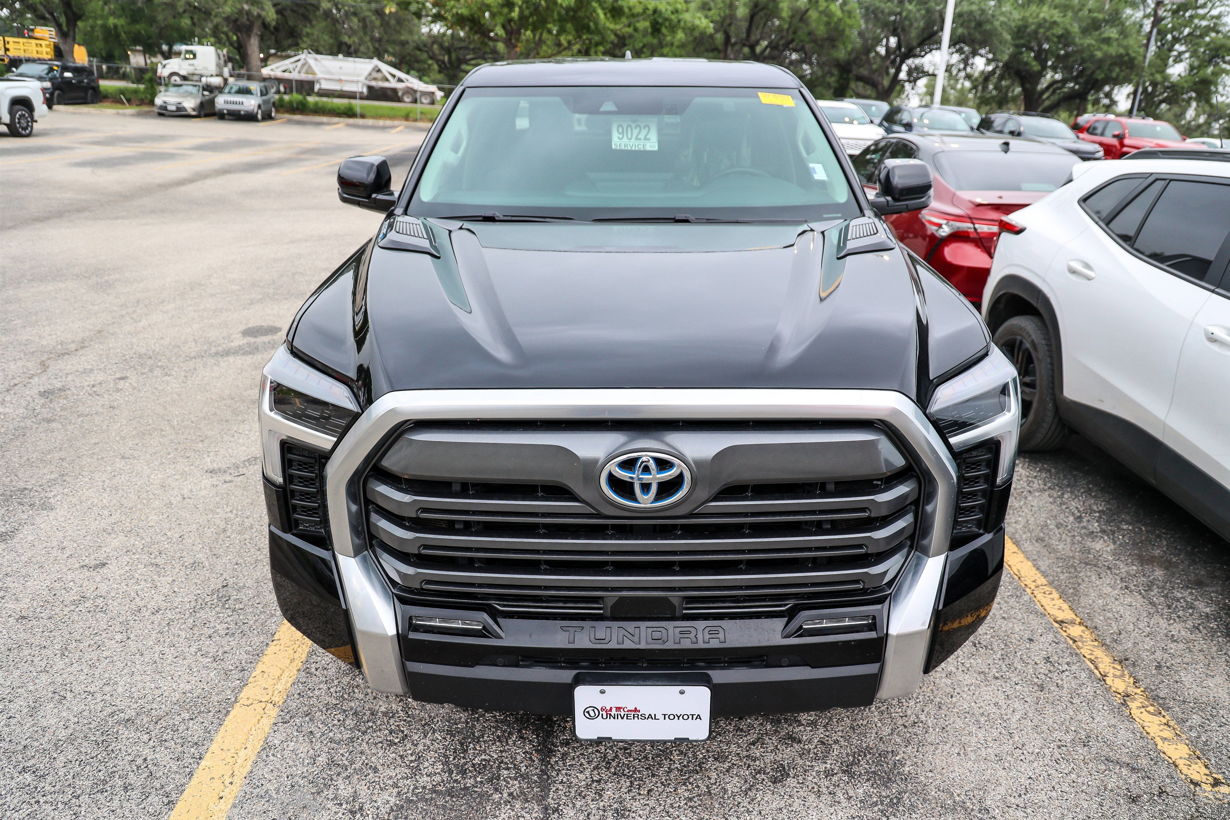 2024 Toyota Tundra i-FORCE MAX Limited Hybrid