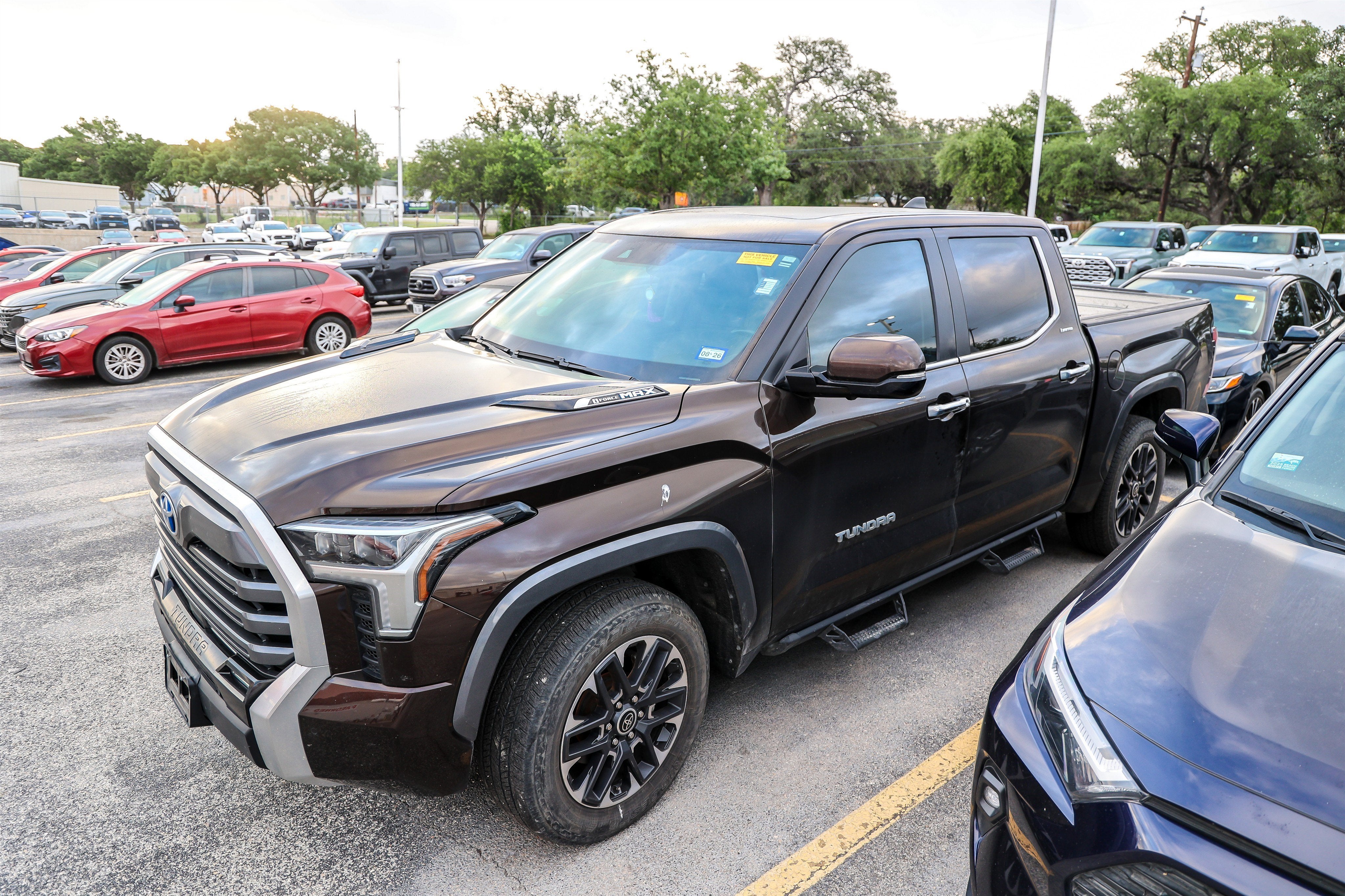 2024 Toyota Tundra i-FORCE MAX Limited Hybrid