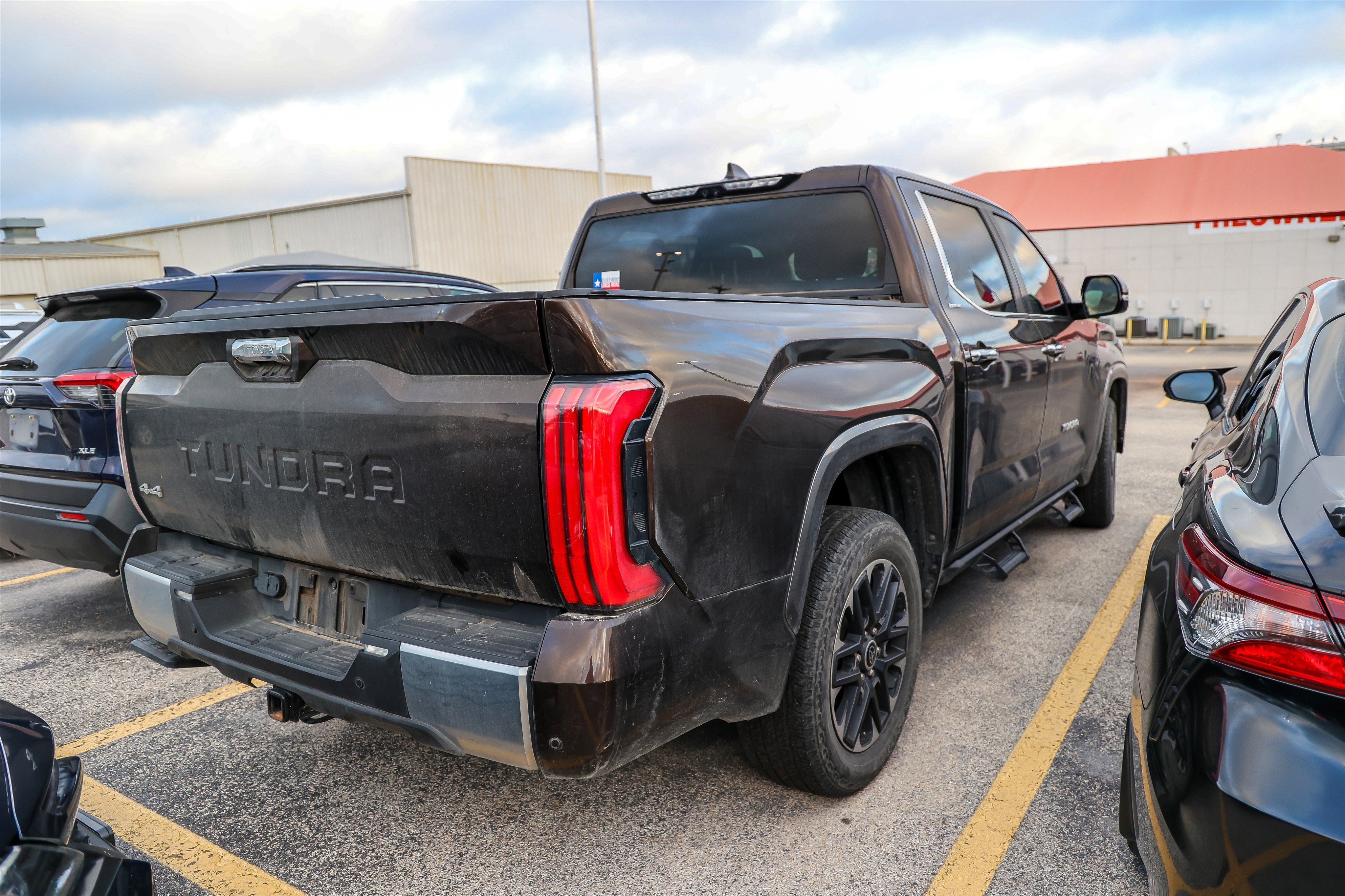 2024 Toyota Tundra i-FORCE MAX Limited Hybrid