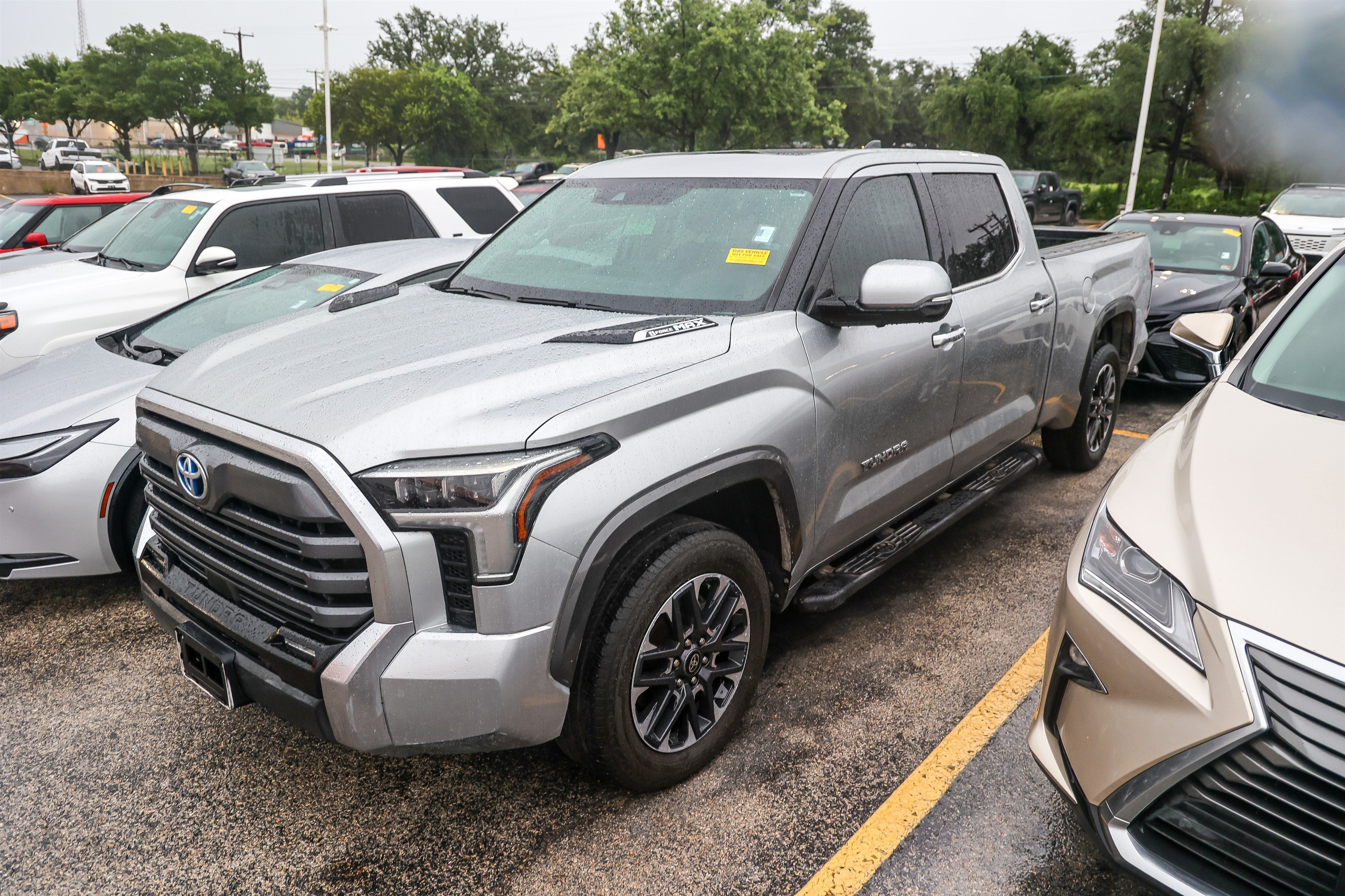 2022 Toyota Tundra i-FORCE MAX Limited Hybrid