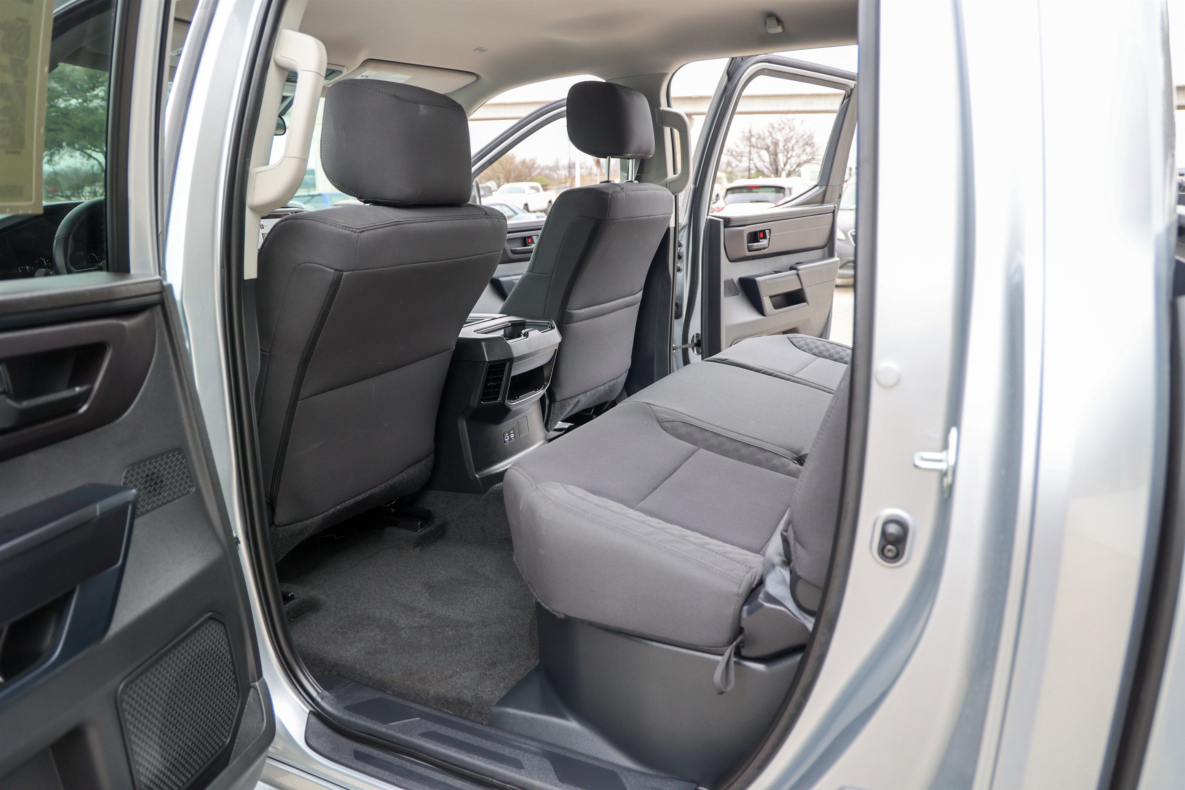 2024 Toyota TUNDRA 4X2 SR