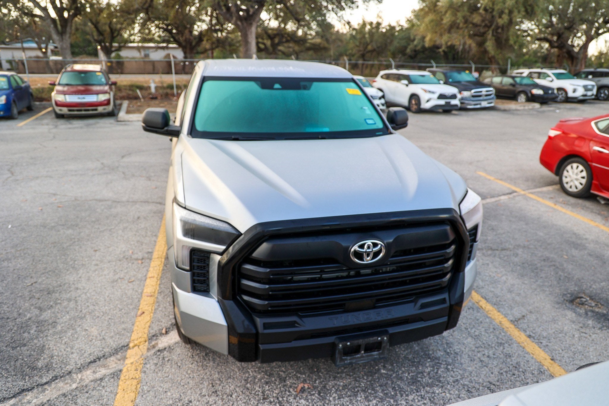 2024 Toyota TUNDRA 4X2 SR