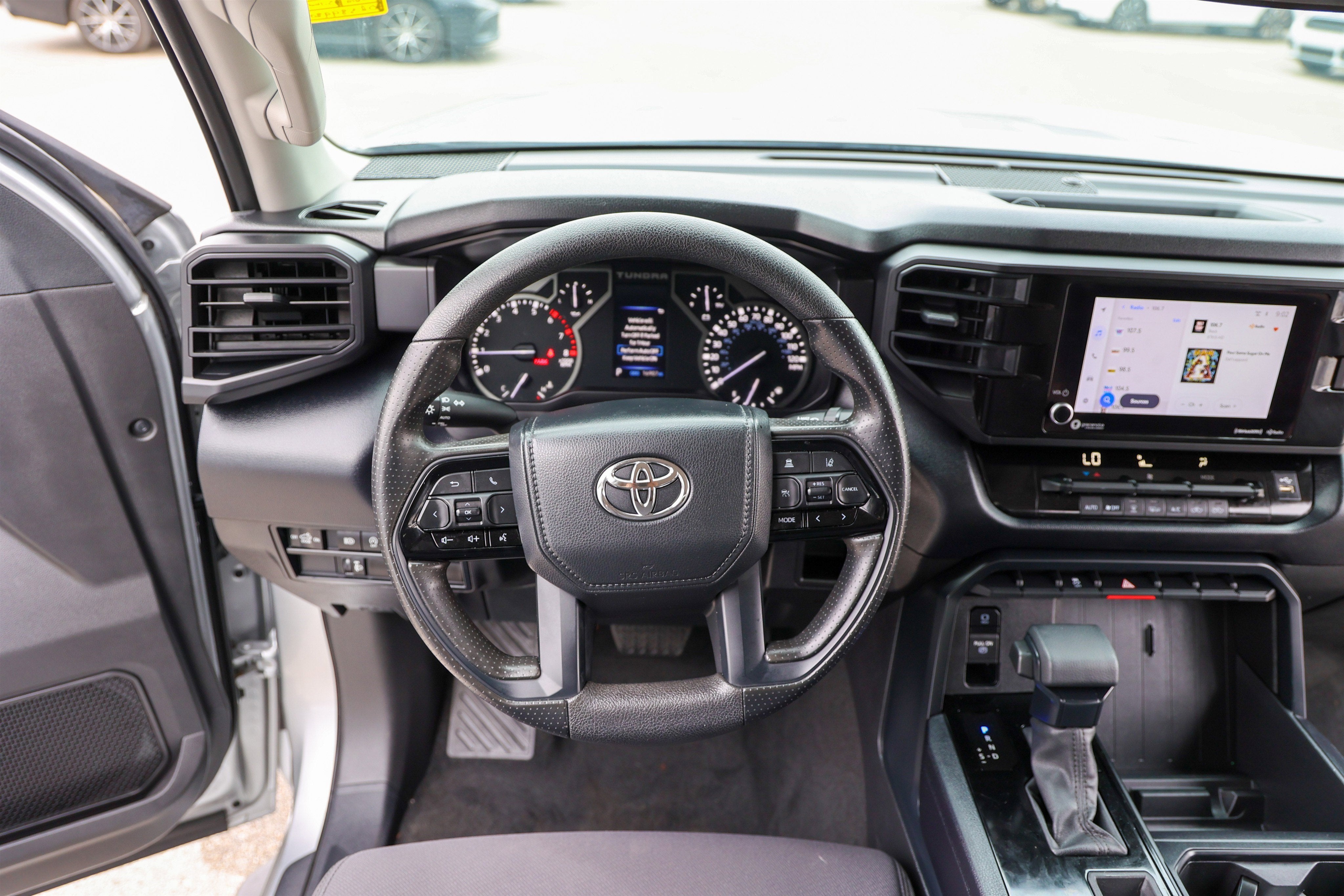 2024 Toyota TUNDRA 4X2 SR