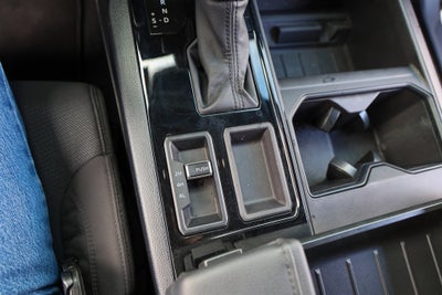 2026 Toyota TUNDRA 4X4 SR