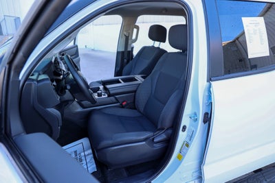 2024 Toyota TUNDRA 4X2 SR5